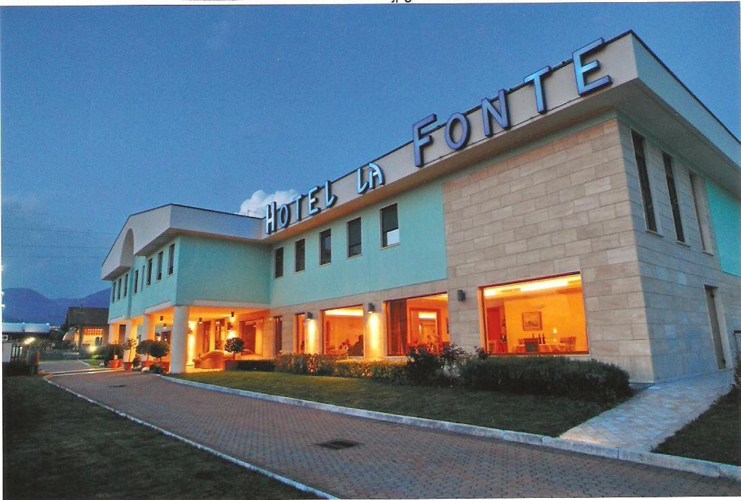 La Fonte Hotel Ome Экстерьер фото